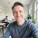 Portret van Jan van der Meer, modelspoorengineer en DCC-expert